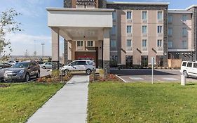 Comfort Inn And Suites Airport North Calgary